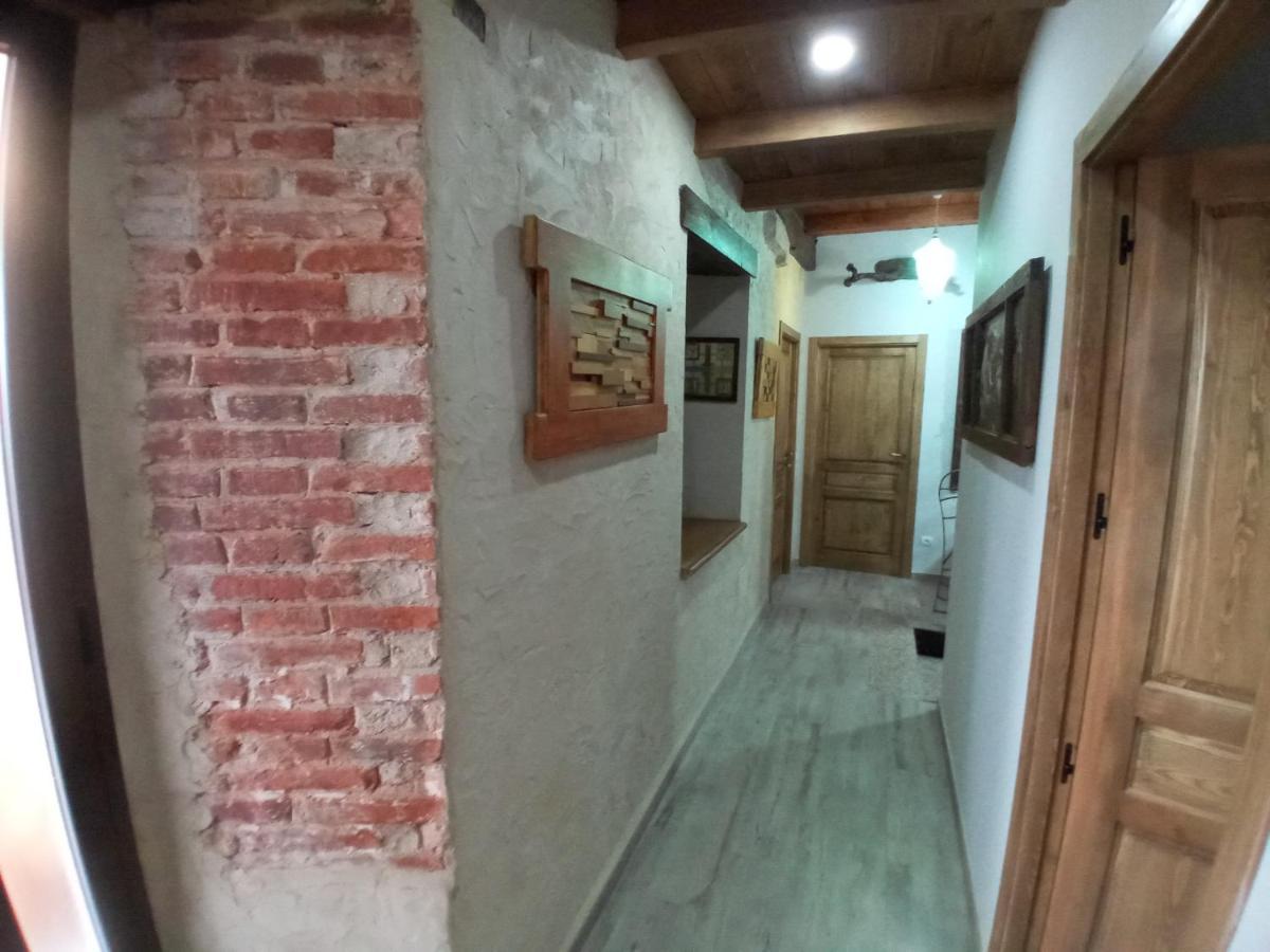 Hostal La Medina De Camponaraya Екстер'єр фото