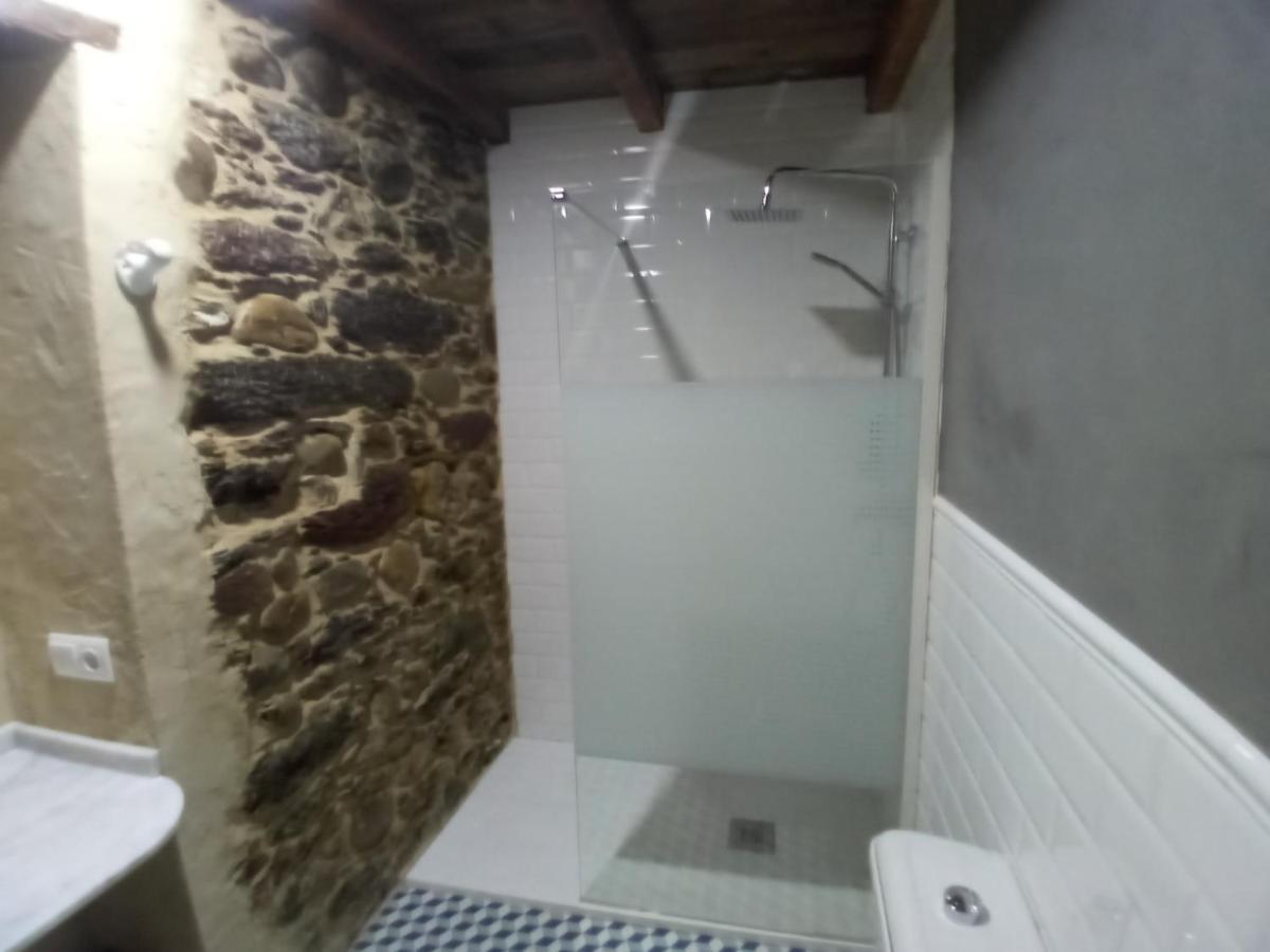 Hostal La Medina De Camponaraya Екстер'єр фото
