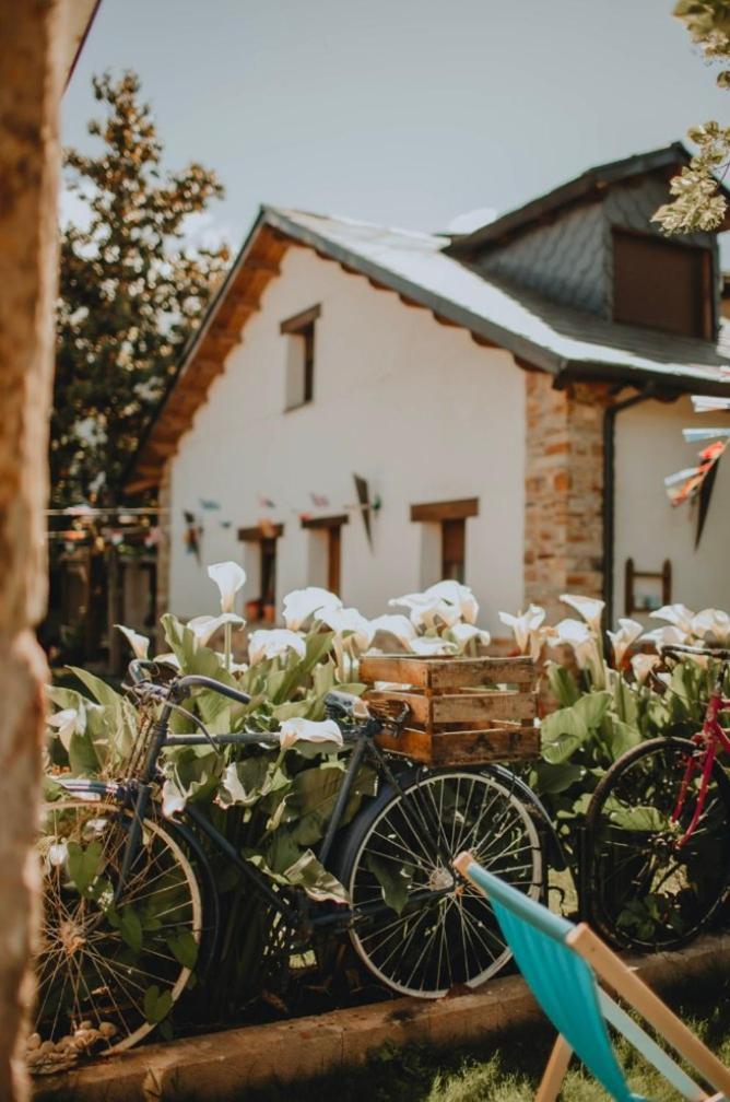 Hostal La Medina De Camponaraya Екстер'єр фото